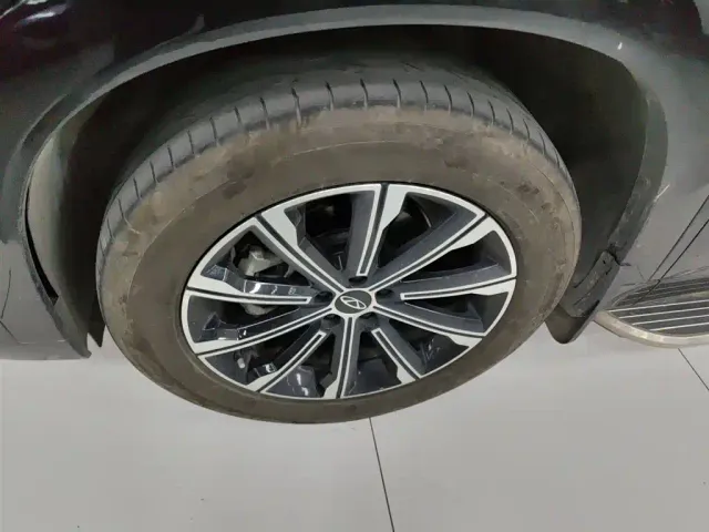 Chery Tiggo 9 — Фото автомобиля 24