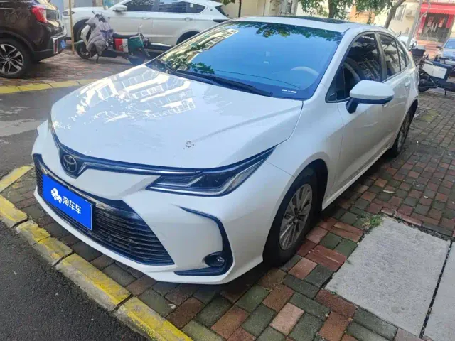 Фотография автомобиля — Toyota Corolla