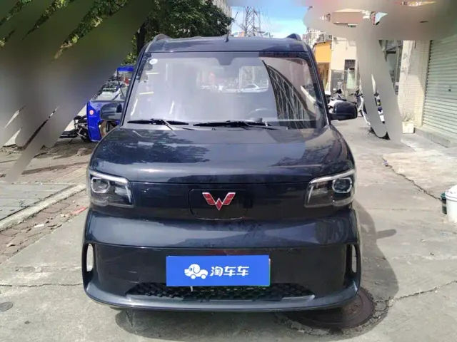 Wuling Zhiguang NEV — Фото автомобиля 2