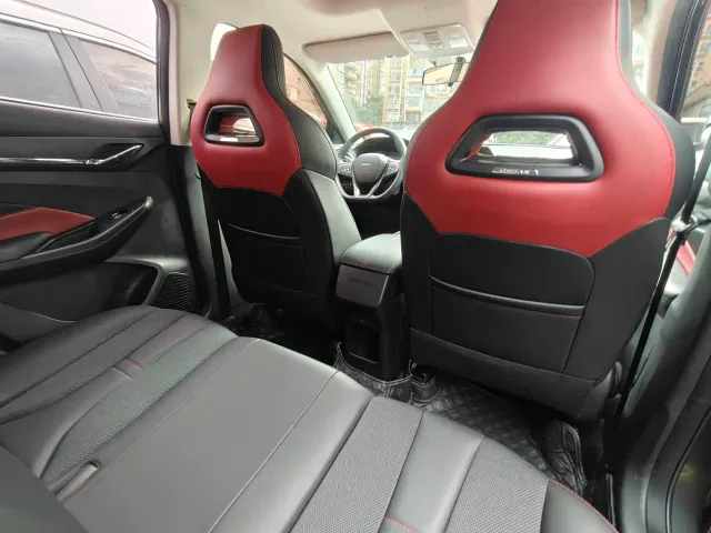 Changan Oushang X5 — Фото автомобиля 12