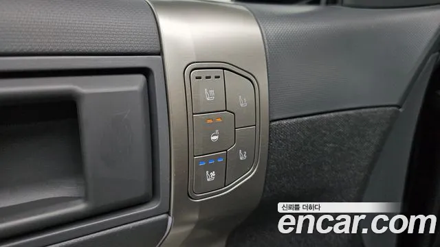 Kia EV3 Long Range 2WD — Фото автомобиля 28