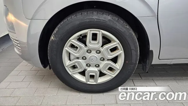 Hyundai Staria Staria Карго 5 мест — Фото автомобиля 4