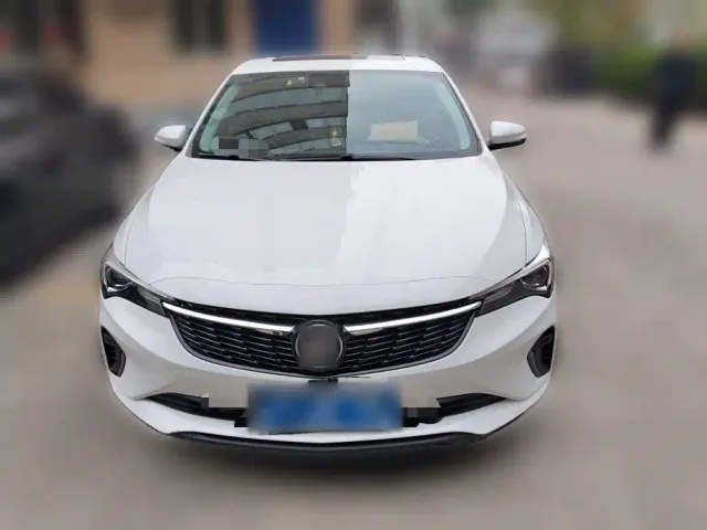 Buick Verano — Фото автомобиля 2