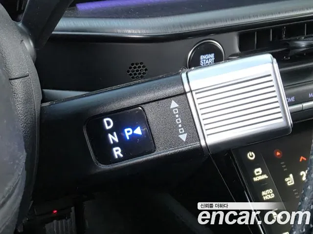 Hyundai Grandeur GN7 — Фото автомобиля 10