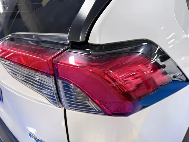 Toyota RAV4 — Фото автомобиля 20
