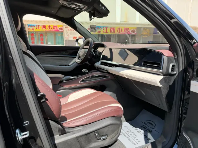 Geely Xingyue L — Фото автомобиля 4