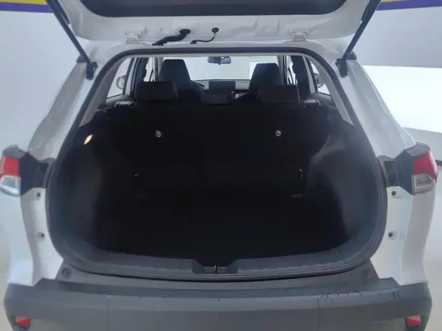 Toyota Corolla Cross — Фото автомобиля 4