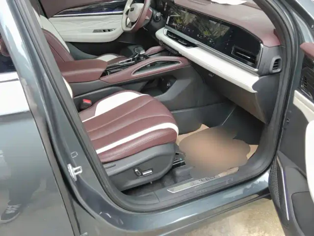 Geely Xingyue L — Фото автомобиля 8