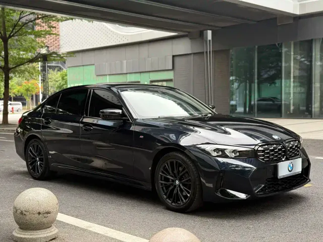 BMW 3 Series — Фото автомобиля 3