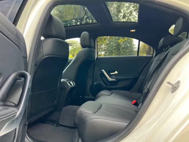 Mercedes-Benz A-Class — Фото автомобиля 11