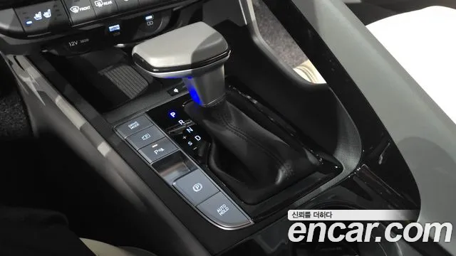 Hyundai Avante CN7 — Фото автомобиля 12