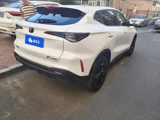 Changan X5 Plus — Фото автомобиля 3