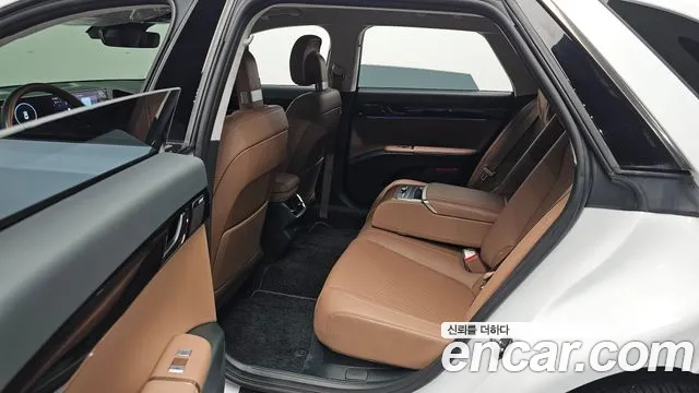 Hyundai Grandeur GN7 — Фото автомобиля 18