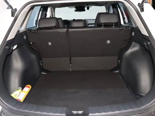 Toyota Corolla Cross — Фото автомобиля 17