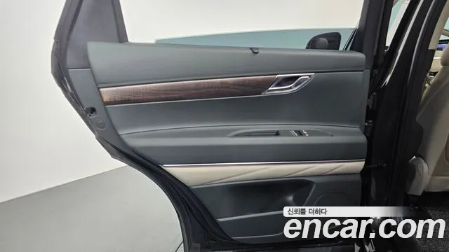 Genesis GV80 — Фото автомобиля 14
