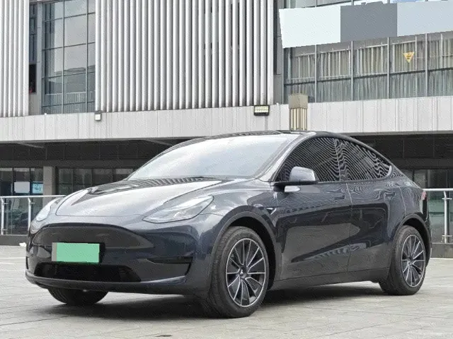 Фотография автомобиля — Tesla Model Y