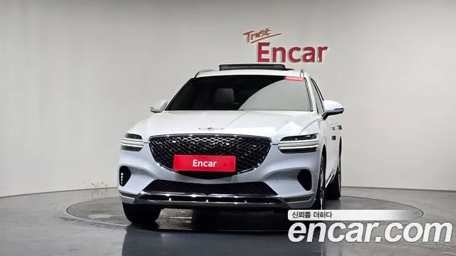 Genesis GV70 2.5T Бензин AWD — Фото автомобиля 2