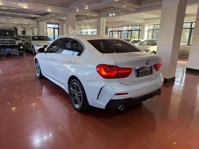 BMW 1 Series — Фото автомобиля 18