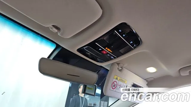 Hyundai Grandeur Grandeur (GN7) 2.5 Бензин 2WD — Фото автомобиля 8