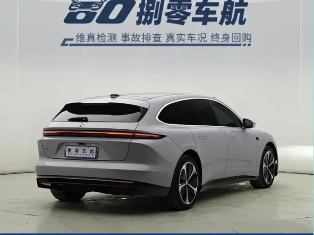 Nio ET5 Touring — Фото автомобиля 13