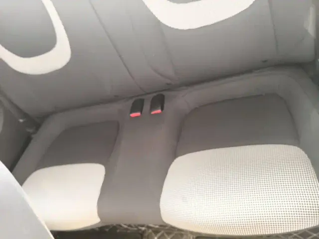 Wuling Hongguang Mini EV — Фото автомобиля 16
