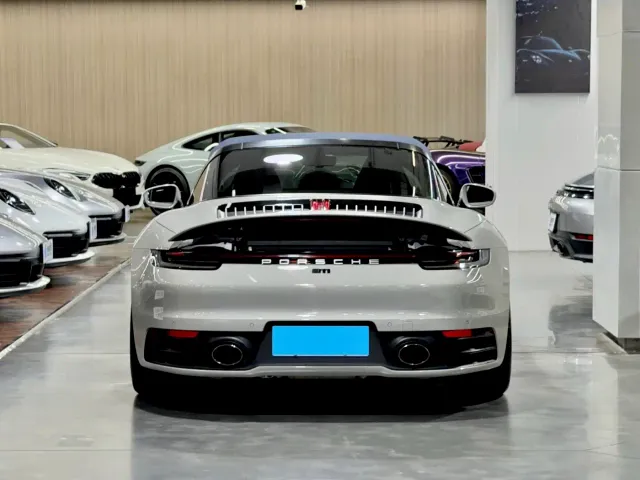 Porsche 911 — Фото автомобиля 16