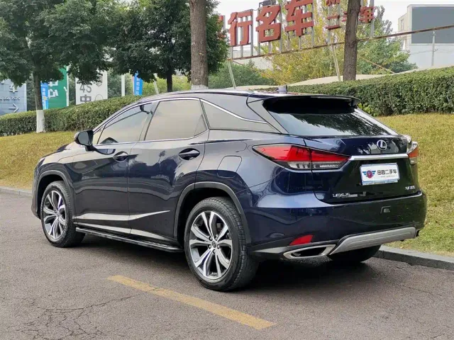 Lexus RX — Фото автомобиля 4