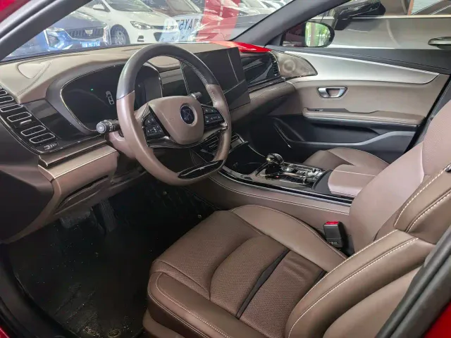 BYD Han — Фото автомобиля 5
