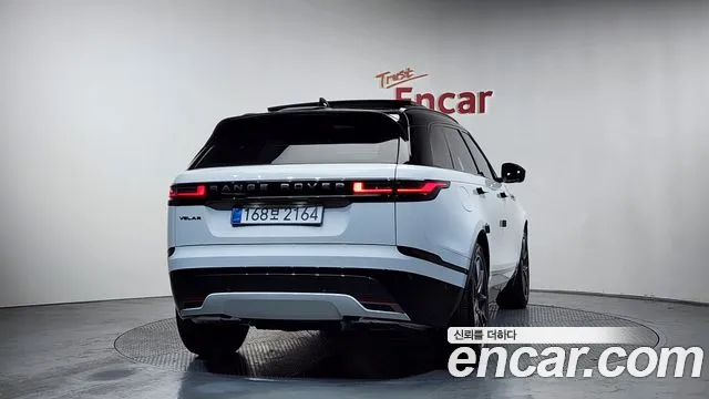 Land Rover Range Rover Velar Range Rover Velar 3.0 P400 Dynamic HSE — Фото автомобиля 4