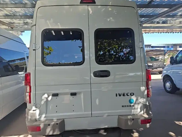 Iveco Daily — Фото автомобиля 5