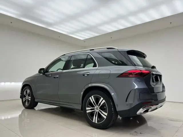 Mercedes-Benz GLE-Class — Фото автомобиля 13