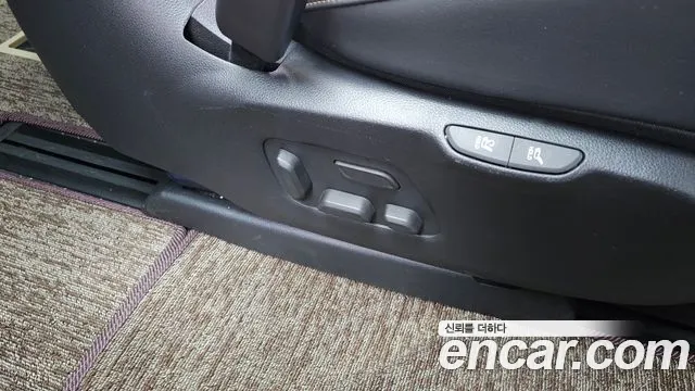 Kia Canival Carnival 4 поколение Дизель 7 мест Signature — Фото автомобиля 28