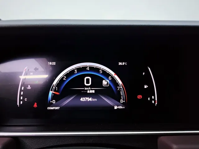 GAC Trumpchi M6 — Фото автомобиля 10