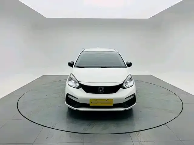 Honda Fit — Фото автомобиля 2