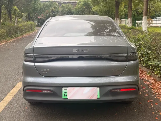 BYD Seal 05 DM-i — Фото автомобиля 3