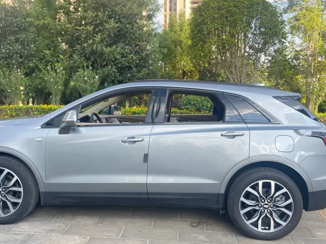 Cadillac XT5 — Фото автомобиля 3
