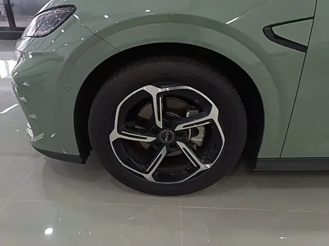 BYD Seal 06 GT — Фото автомобиля 22