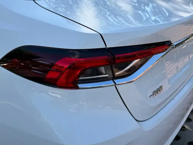 Toyota Corolla — Фото автомобиля 11