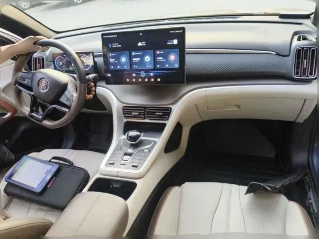 BYD Song Pro — Фото автомобиля 12