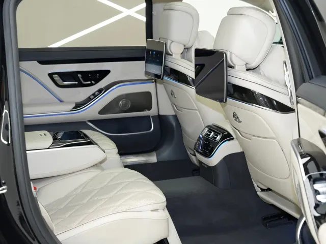 Mercedes-Benz Maybach S-Class — Фото автомобиля 13