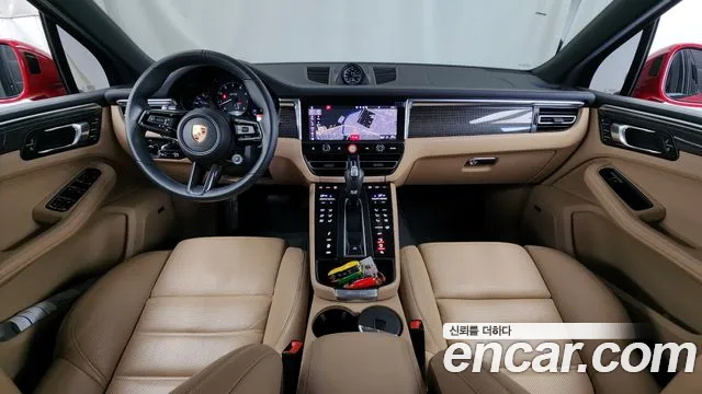Porsche Macan — Фото автомобиля 7