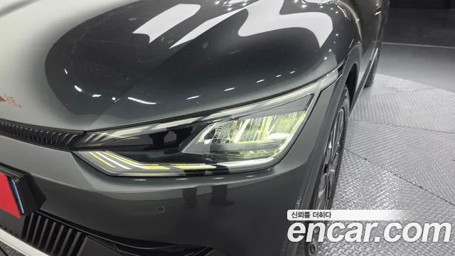 Kia EV6 — Фото автомобиля 22