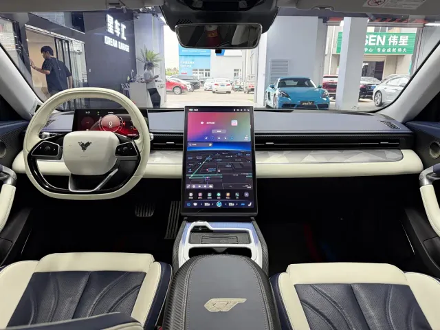 Hozon Neta GT — Фото автомобиля 6