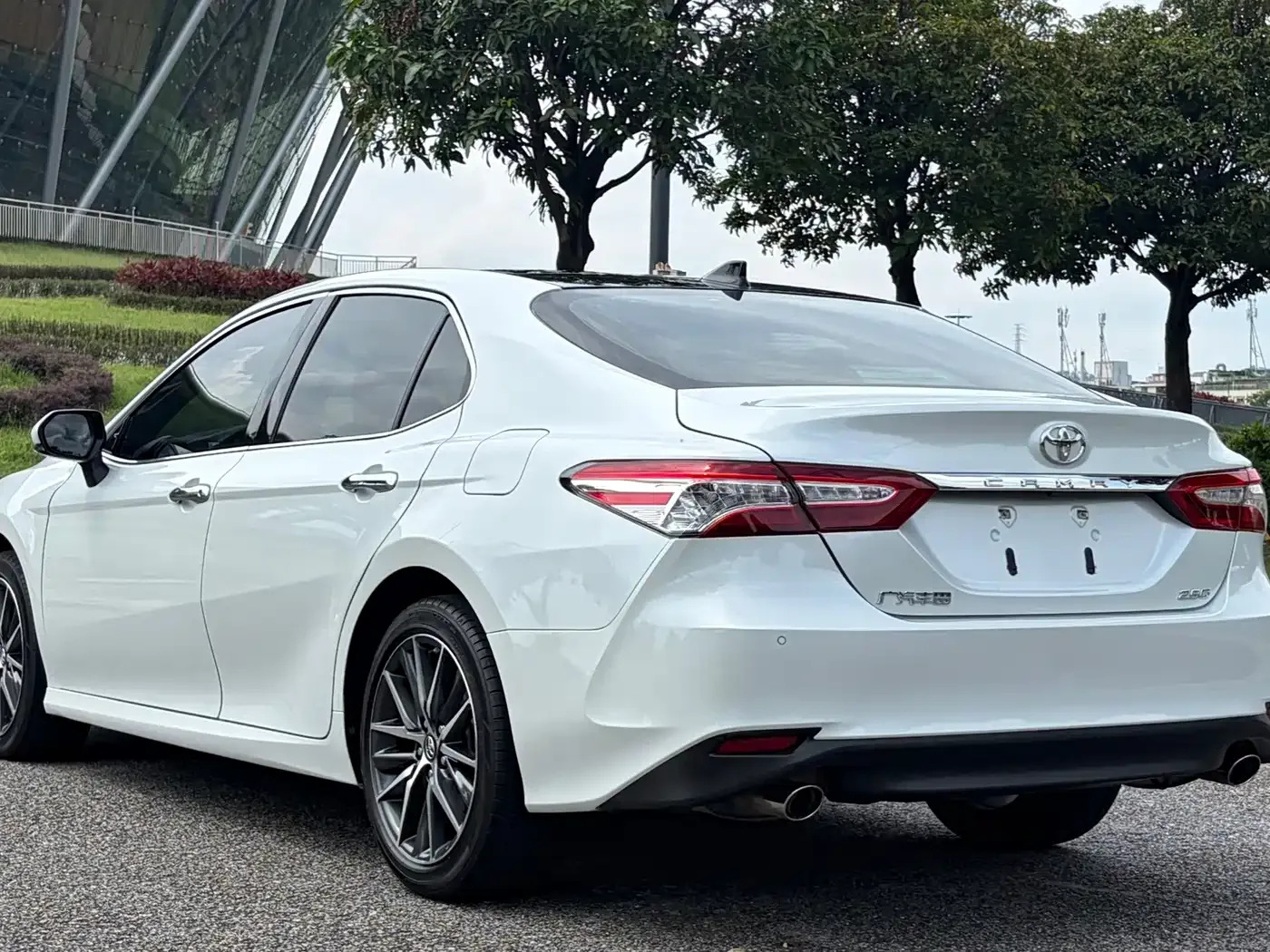 Toyota Camry 2021 2.5G Luxury Edition — Фото автомобиля 4