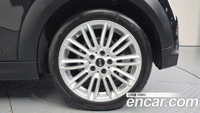 MINI Cooper — Фото автомобиля 21