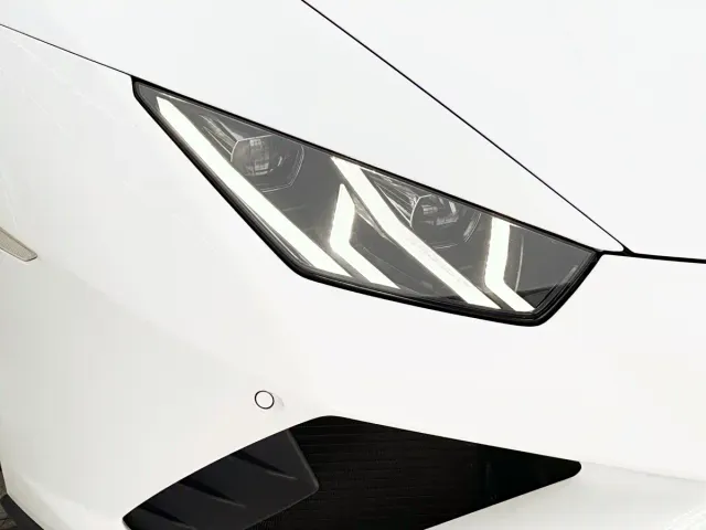 Lamborghini Huracan — Фото автомобиля 18