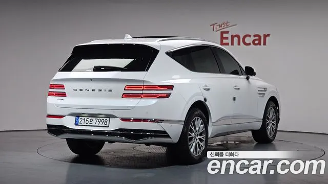 Genesis GV80 2.5T Бензин 2WD — Фото автомобиля 2
