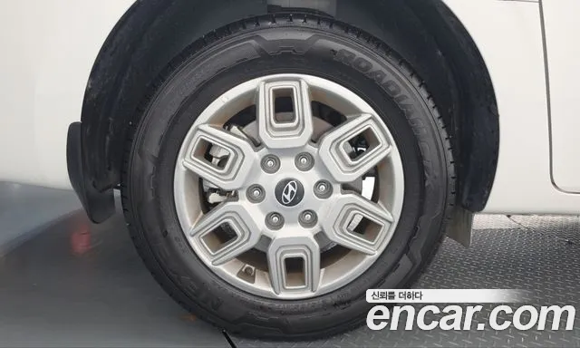 Hyundai Staria — Фото автомобиля 5