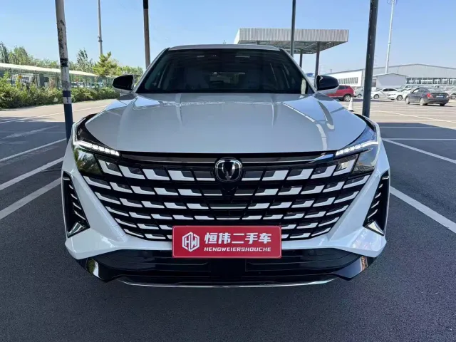 Changan UNI-Z — Фото автомобиля 2