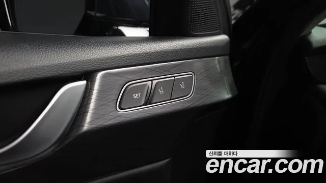 Hyundai Palisade Palisade Дизель 2.2 2WD — Фото автомобиля 16